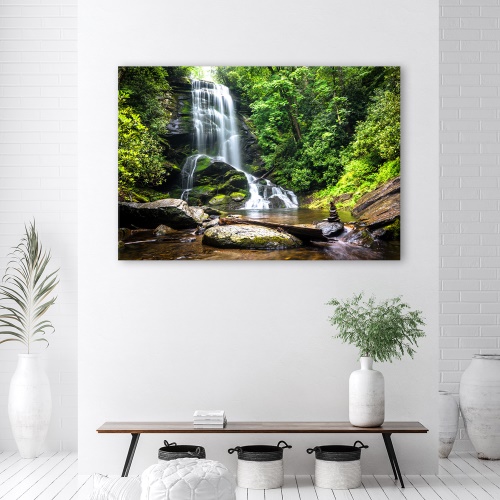 Obraz na plátně, Vodopád v zeleném lese