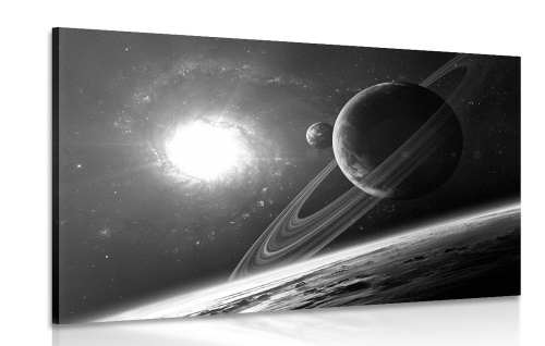 Obraz planéta vo vesmíre v čiernobielom prevedení