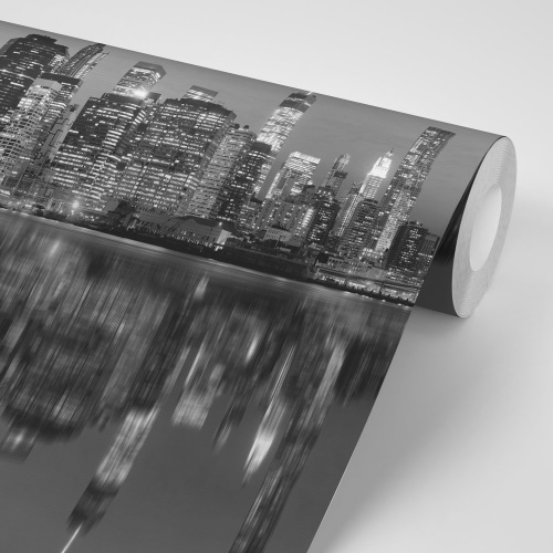 Samoelpiaca fototapeta čiernobiely odraz Manhattanu vo vode